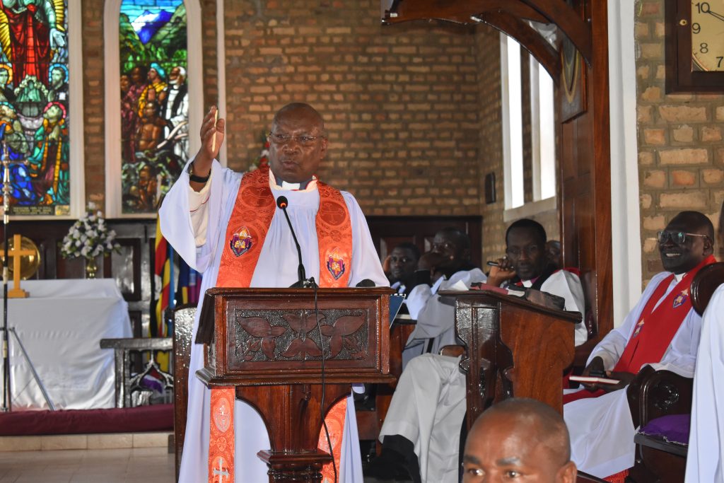 VEN.REV.CAN.BOBS MWESIGYE